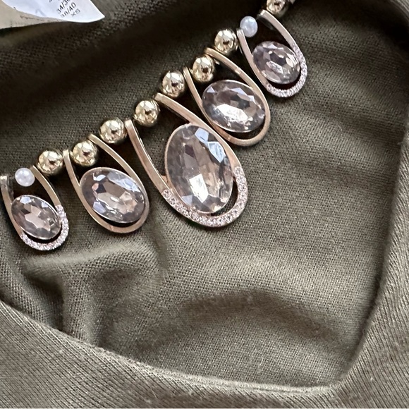 Worn Once Very Pretty Green Shirt * Perfect for Any Occassion - Picture 3 of 4